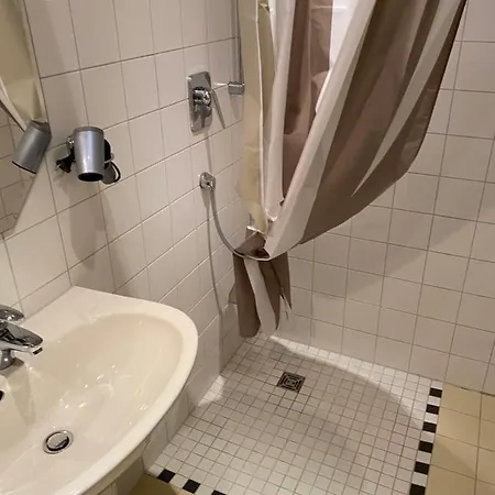 Hotel Restaurant Roessle 3*