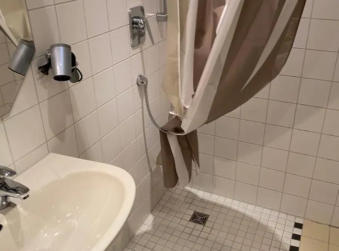 Szálloda Restaurant Roessle 3*